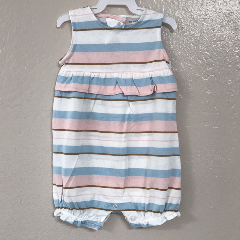 NWT 🤩 Carter’s Modern Stripe Romper